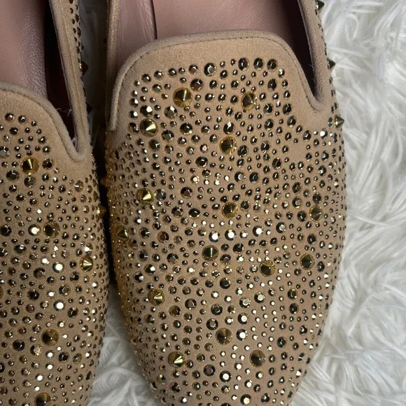 Stuart Weitzman Slipbeads Beige Blush Suede Gold Studded Loafer Flats - Picture 6 of 6